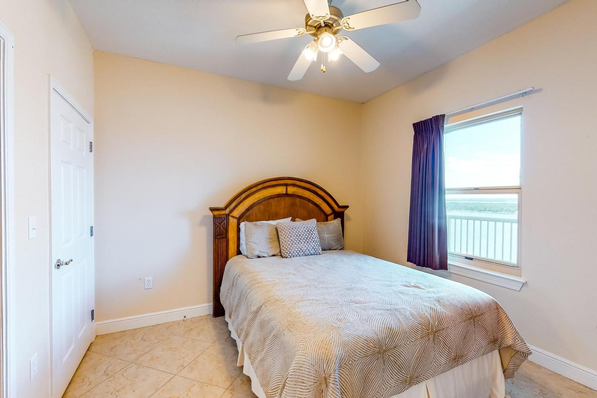 Crystal Towers Gulf Shores