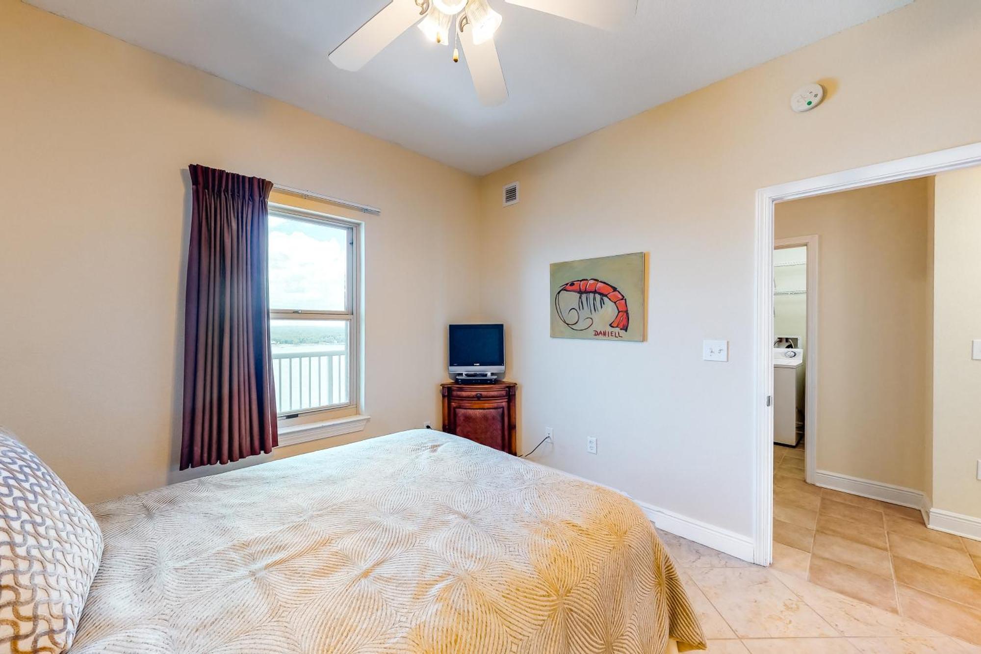 Crystal Towers Apartment